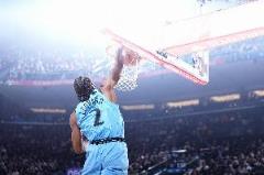 時(shí)隔一年再戰(zhàn)！小卡戰(zhàn)神模式25分鐘19中12狂砍29分3斷！