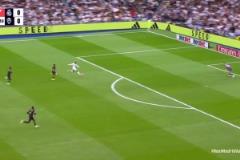 【集錦】西甲-維尼修斯進球+失點杜羅絕殺 皇馬主場1-2瓦倫