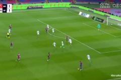 神撲！孔德扣過后衛(wèi)左腳打近角，阿德里安用腳擋出