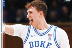 弗拉格成NCAA歷史第三位大一新生獲約翰-伍登獎 約翰-伍登獎獲得者弗拉格！