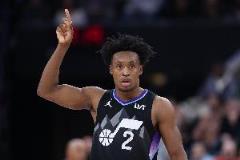 塞克斯頓高效表現(xiàn)仍難救主 球隊(duì)吞敗仗