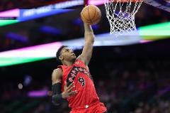 巴雷特半場(chǎng)表現(xiàn)低迷，9次出手僅命中2球，三分0中0，僅得8分4籃板2助攻