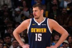 約基奇關(guān)鍵失誤引遺憾，33投空砍41分15板13助2斷