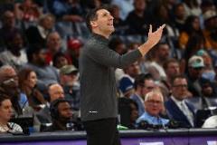 戴格諾特：湖人上半場表現出色，我們有些本可以控制卻未能做到的事