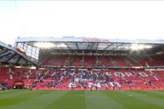 德比戰(zhàn)后曼聯(lián)球迷堅(jiān)持抗議格雷澤家族