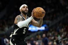 特倫特高效輸出29分5板1助，17中10含4記三分領(lǐng)航全場(chǎng)