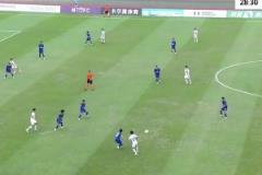 非常像小貝的成名球中乙廣東德比驚現(xiàn)中線吊射！！