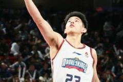 林葳苦練英文 每天都有老師指導