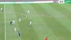 中乙廣東德比上演驚魂吊射，停球撥一下竟打進！