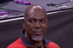 痛失首冠！休斯敦大學(xué)“大夢”無奈面對逆轉(zhuǎn)局面