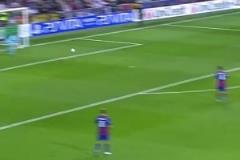 完美形態(tài)，暴力美學！巔峰時期的C羅，過半場就進入了射程！