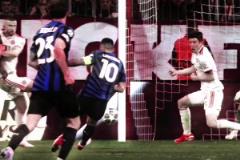 我羅勞塔羅，特寫(xiě)鏡頭看勞塔羅外腳背彈射，烏爾比?；靥鞜o(wú)力