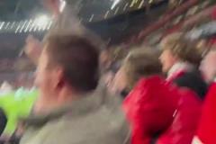 賴斯任意球雙響！進球后阿森納球迷瞬間沸騰瘋狂慶祝