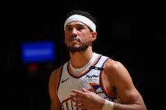 布克三分5中0僅得21分，球隊表現(xiàn)令人擔憂