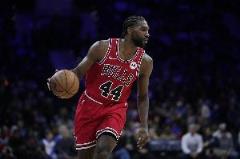 帕威手感火熱高效輸出21分5助3板展現(xiàn)全面能力