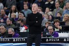 四位過去六年的冠軍主帥已離隊，僅科爾和馬祖拉仍在位