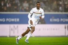 官方：萊比錫簽約20歲荷蘭中場班祖齊，合同期至2030年