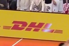 誰懂??？哈維絕殺前，徐昕還在替補席笑