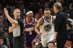 勇士主場(chǎng)負(fù)馬刺排名跌至第7進(jìn)入附加賽區(qū)域