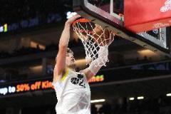 新秀菲利波夫斯基加時戰(zhàn)砍30分18板兩雙