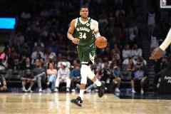 明天雄鹿主場迎戰(zhàn)鵜鶘 字母哥出戰(zhàn)成疑