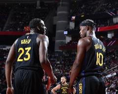 科爾談背靠背：庫追巴組合將為球隊(duì)做好準(zhǔn)備 追夢防守表現(xiàn)堪稱教科書