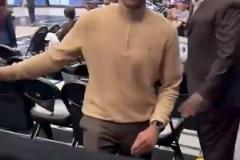 今天會喊嗎？俠蜜曾當著GM哈里森的面，對他高喊：“炒掉尼科”