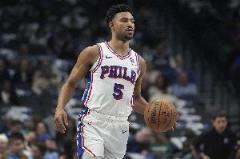 納斯：11個籃板展現(xiàn)出色調(diào)整能力，青睞格萊姆斯