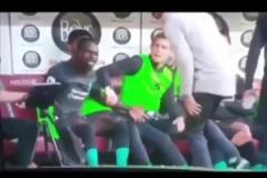 C羅看薩拉赫的眼神……這是一種大哥看小弟的俯視感啊