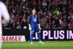 曼聯考慮簽下奧納納替代者，與米蘭競爭引關注