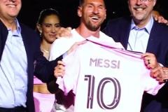 美媒：邁阿密和巴薩商討友誼賽，作為梅西正式告別巴薩的比賽