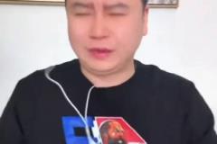 胡明軒爸爸看著真壯實啊