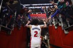 空砍群群主！CC砍36分12助6板難挽敗局 全場(chǎng)21中15&三分5中3