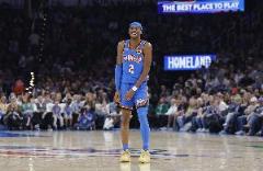 SGA本季場(chǎng)均32.7分5板6.4助1.7斷1帽，鎖得分王及多項(xiàng)紀(jì)錄