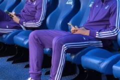 對(duì)陣阿拉維斯賽前，猜猜貝林厄姆在笑啥