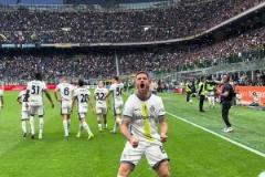 師徒情深!青島中場薩里奇曾是蓉城主帥徐正源在K聯(lián)賽時的麾下愛將