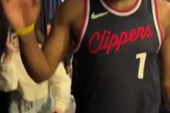 哈登社媒曬走回更衣室的畫面：艱難的50勝 又一次進入季后賽了