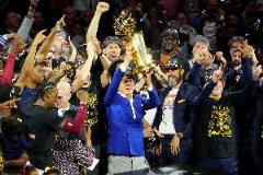 掘金老板公開(kāi)道歉：馬龍和布斯不應(yīng)被解雇