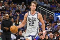 小瓦格納15中6高效表現(xiàn)13分13板3助2斷1帽正負(fù)值+14