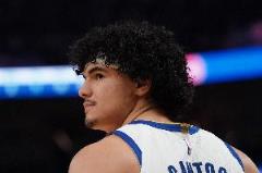 科爾：我們前幾天確實(shí)想念桑托斯，收官戰(zhàn)輸球與籃板失守有關(guān)