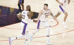 霍華德：東契奇季后賽或爆發(fā)個(gè)人能力，半場(chǎng)三分成關(guān)鍵