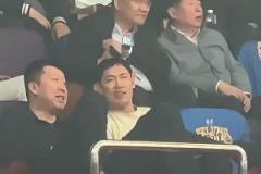 大佬云集！郭士強/王治郅/張慶鵬/王晗觀戰(zhàn)北京德比G2