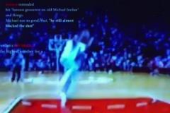 牛仔褲白體恤，我是喬丹你記住。