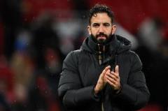 阿莫林觀看曼聯(lián)1999年三冠王紀(jì)錄片，尋求靈感