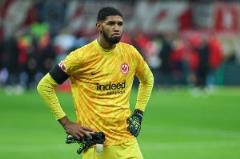 法鷹官方：門將桑托斯十字韌帶撕裂，格策肌肉受傷