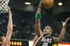 邁克爾-里德：輕松適應現(xiàn)代比賽，場均三分出手14次