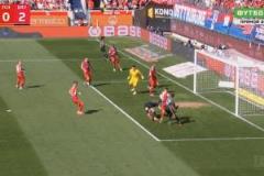 凱恩錯(cuò)失良機(jī)，頭球打偏憾失破門機(jī)會