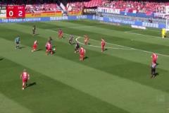 有失水平！凱恩俯身沖頂空門離譜偏出