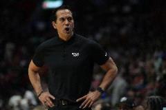 季后賽在望！斯波：隊(duì)員將逆境視為饋贈(zèng)，我們共同突破困境