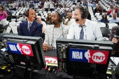 雷吉-米勒：太陽若想擺脫困境，必須交易布克或KD換選秀權